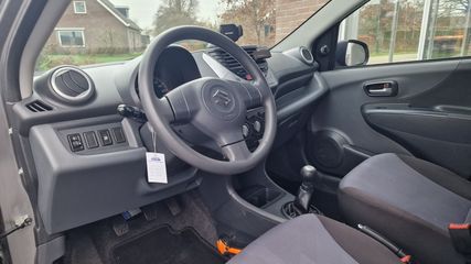 Voertuigafbeelding 8