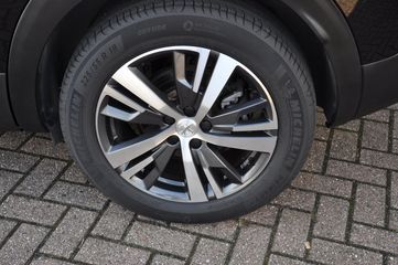 Voertuigafbeelding 12