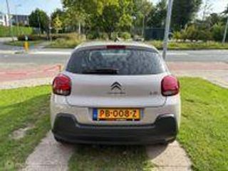 Voertuigafbeelding 3