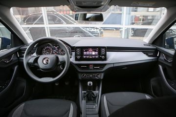 Voertuigafbeelding 6