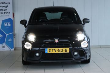 Voertuigafbeelding 12