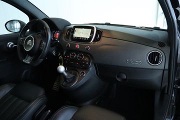 Voertuigafbeelding 3