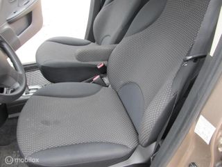 Voertuigafbeelding 27