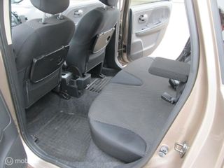 Voertuigafbeelding 32