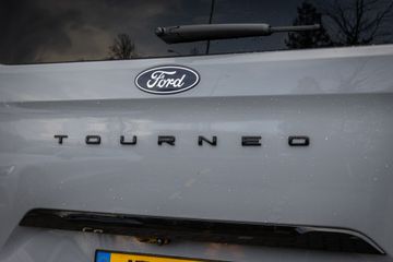 Voertuigafbeelding 9