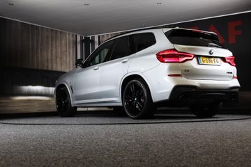 Voertuigafbeelding 3