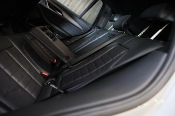 Voertuigafbeelding 30