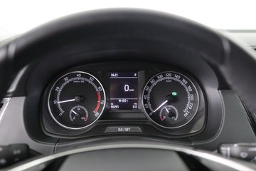 Voertuigafbeelding 13