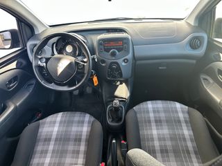 Voertuigafbeelding 9