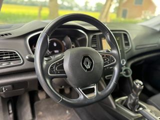 Voertuigafbeelding 8