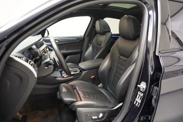 Voertuigafbeelding 12