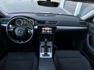 Voertuigafbeelding 11