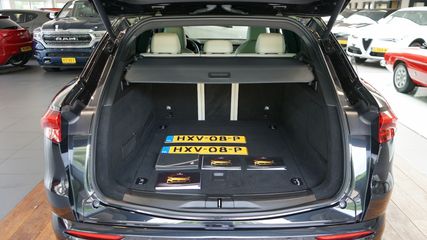 Voertuigafbeelding 13