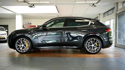 Voertuigafbeelding 6