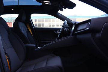 Voertuigafbeelding 13