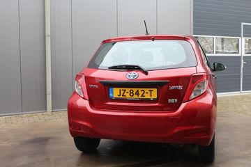 Voertuigafbeelding 5