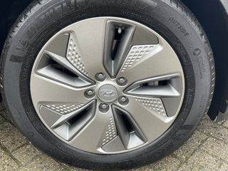 Voertuigafbeelding 4