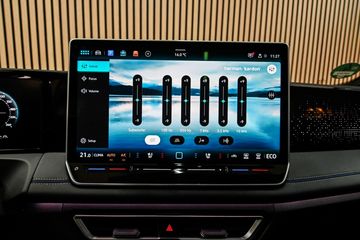 Voertuigafbeelding 24