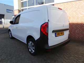 Voertuigafbeelding 2