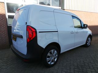 Voertuigafbeelding 5