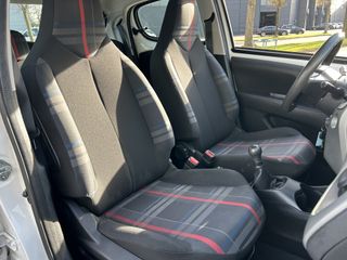 Voertuigafbeelding 22