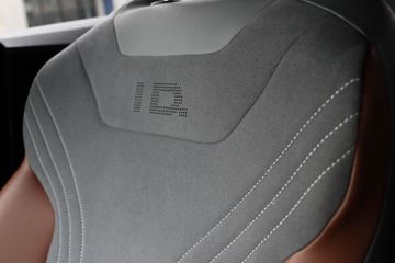 Voertuigafbeelding 27