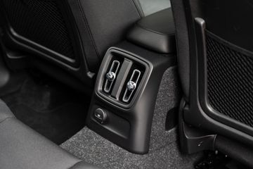 Voertuigafbeelding 38