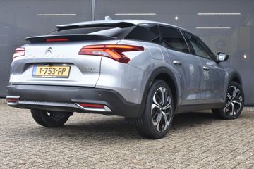 Voertuigafbeelding 3