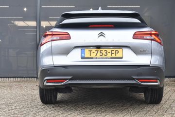 Voertuigafbeelding 4