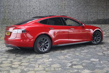 Voertuigafbeelding 10