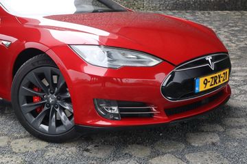 Voertuigafbeelding 8