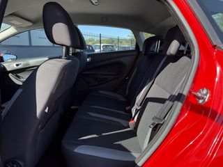 Voertuigafbeelding 8