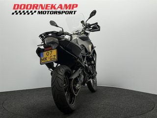 Voertuigafbeelding 13