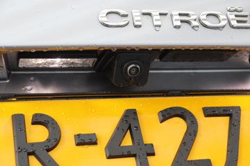 Voertuigafbeelding 9