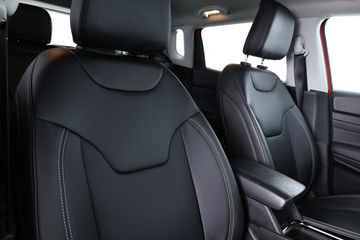 Voertuigafbeelding 4