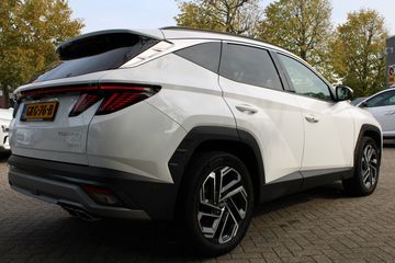 Voertuigafbeelding 4