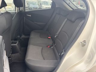 Voertuigafbeelding 21