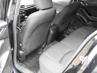 Voertuigafbeelding 16