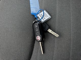 Voertuigafbeelding 17