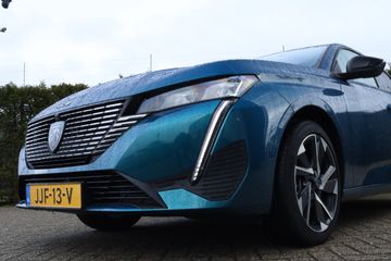 Voertuigafbeelding 4