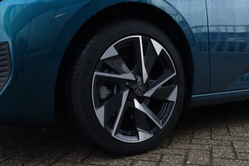 Voertuigafbeelding 8