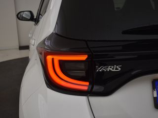 Voertuigafbeelding 12