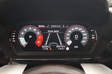 Voertuigafbeelding 14