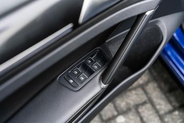 Voertuigafbeelding 44