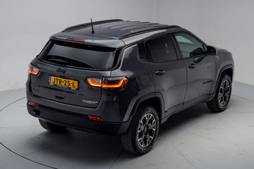 Voertuigafbeelding 14