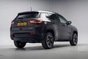 Voertuigafbeelding 37