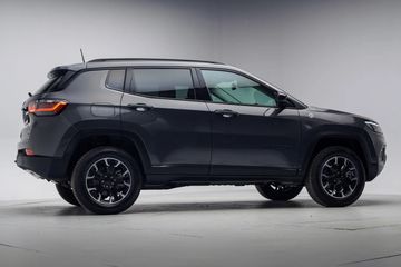 Voertuigafbeelding 38