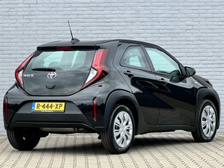 Voertuigafbeelding 8