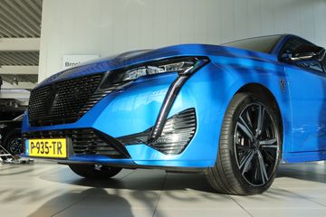 Voertuigafbeelding 4