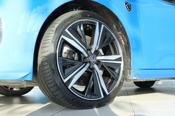 Voertuigafbeelding 7